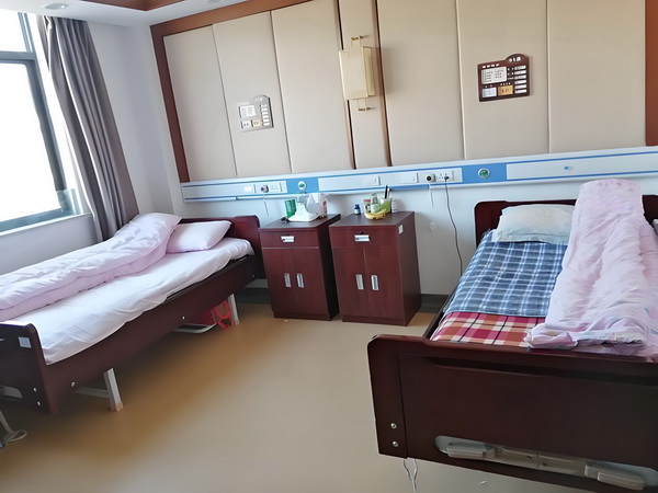 豪门独宠：冷酷首席傲娇妻